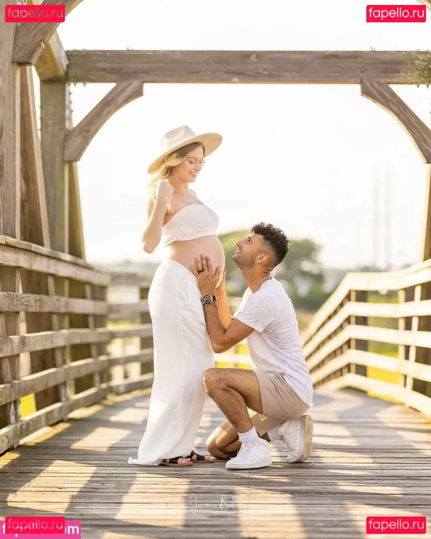 urebabe Onlyfans Photo Gallery 