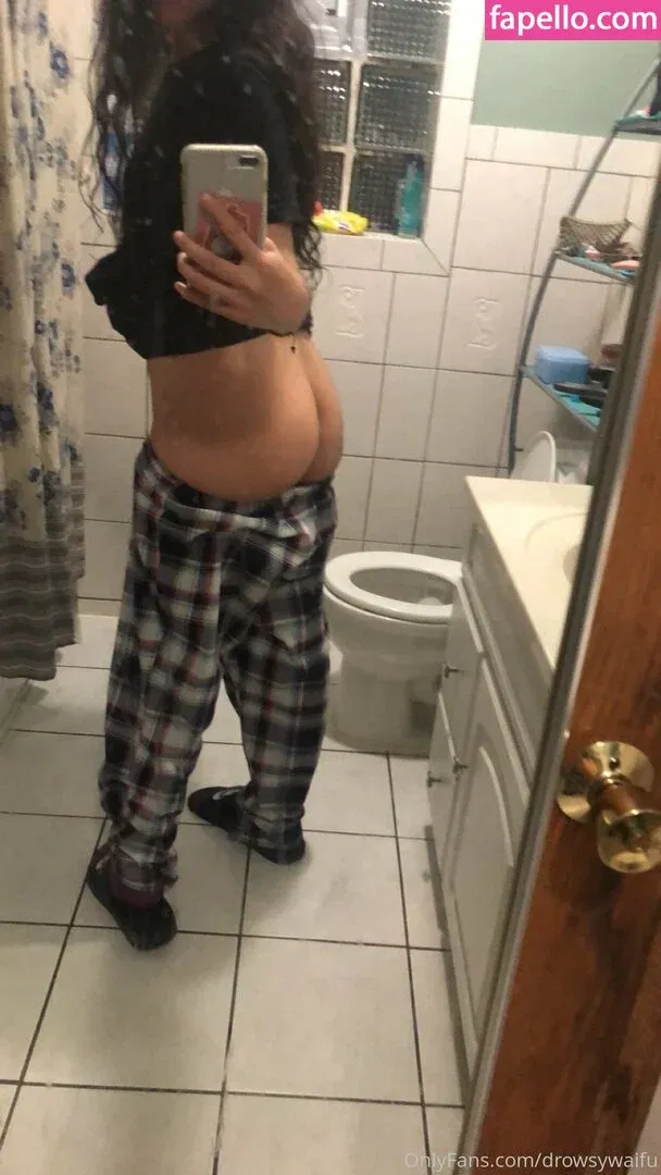 drowsywaifu Onlyfans Photo Gallery 