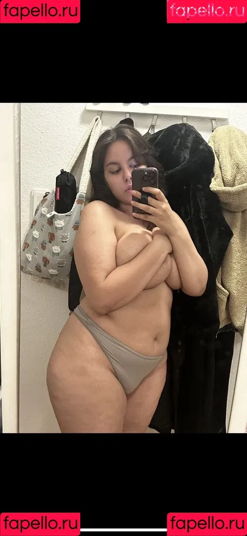 Peachyara Onlyfans Photo Gallery 