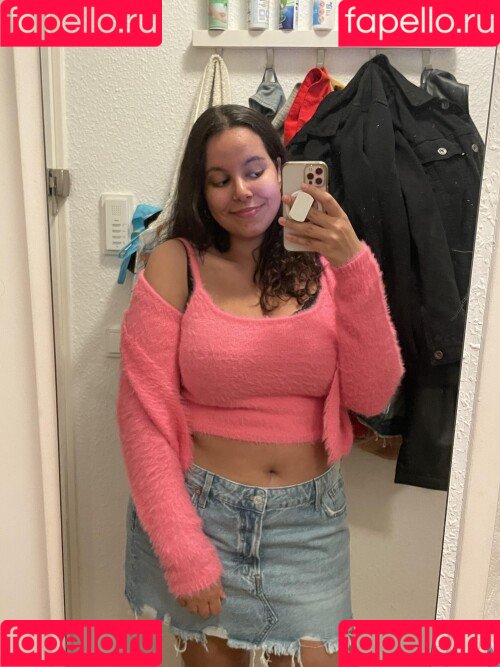 Peachyara Onlyfans Photo Gallery 