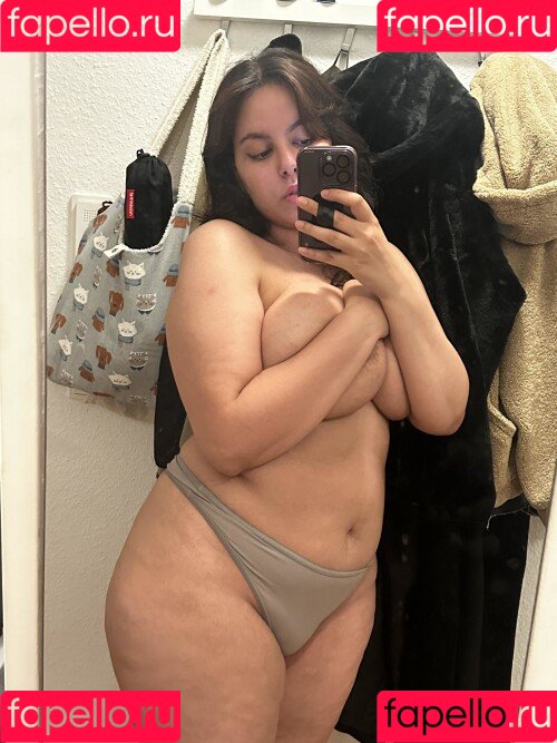 Peachyara Onlyfans Photo Gallery 