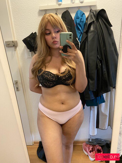 Peachyara Nude Onlyfans Photo 13