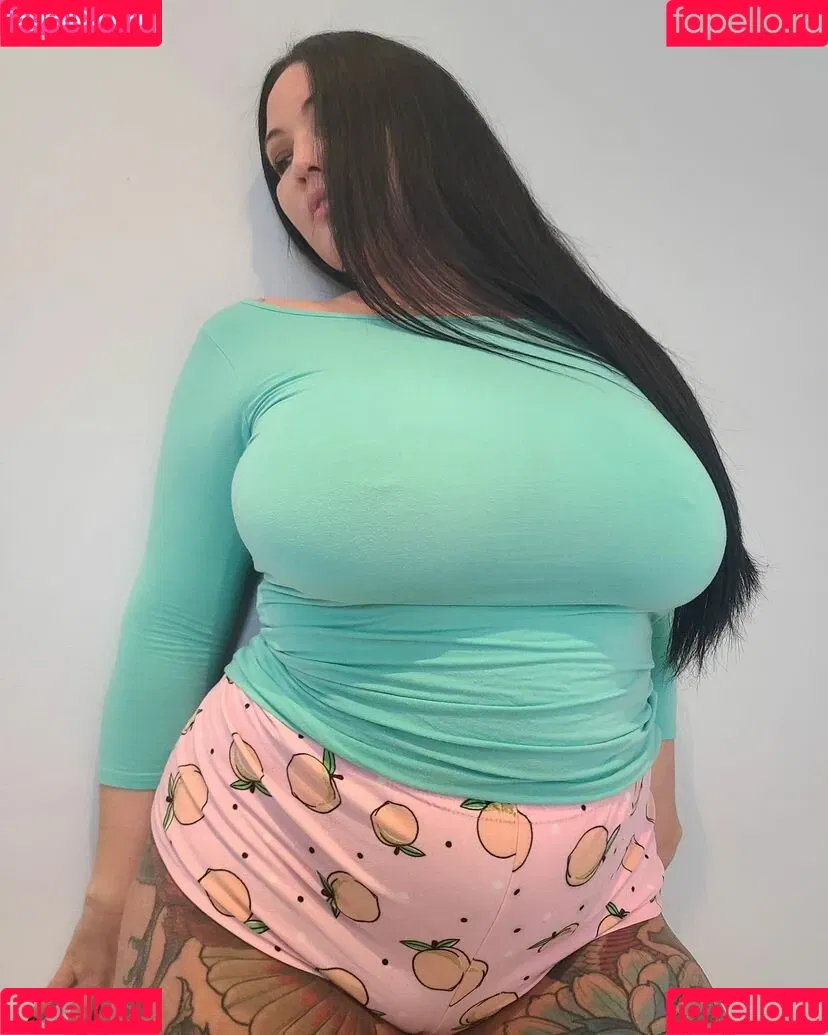 Hot4Holly Onlyfans Photo Gallery 