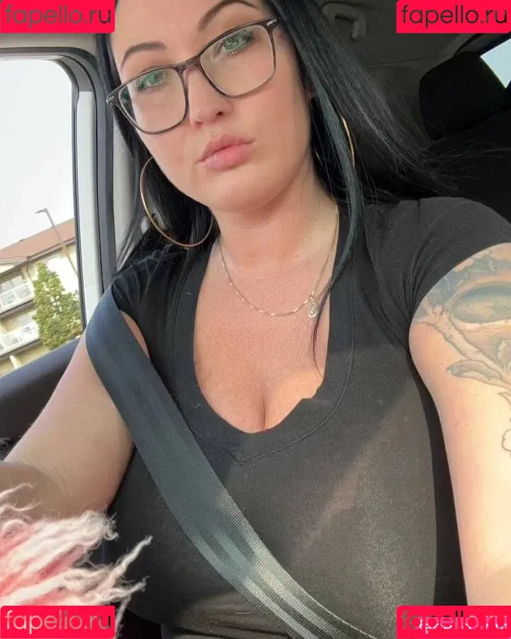 Hot4Holly Onlyfans Photo Gallery 