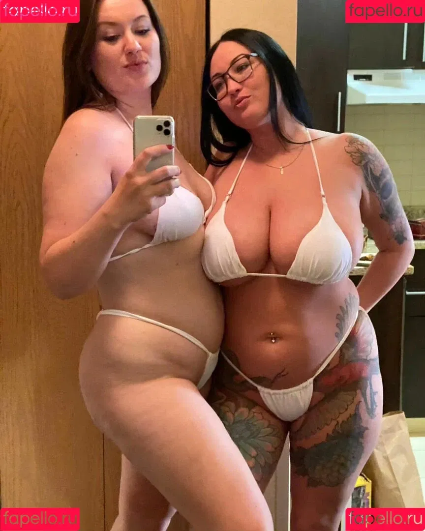 Hot4Holly Onlyfans Photo Gallery 