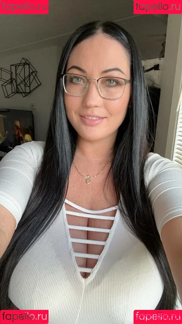 Hot4Holly Onlyfans Photo Gallery 