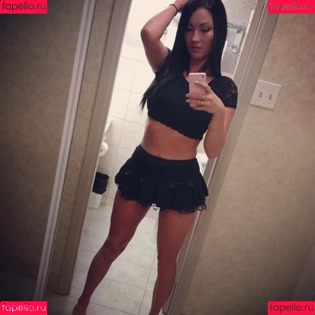 Hot4Holly Onlyfans Photo Gallery 