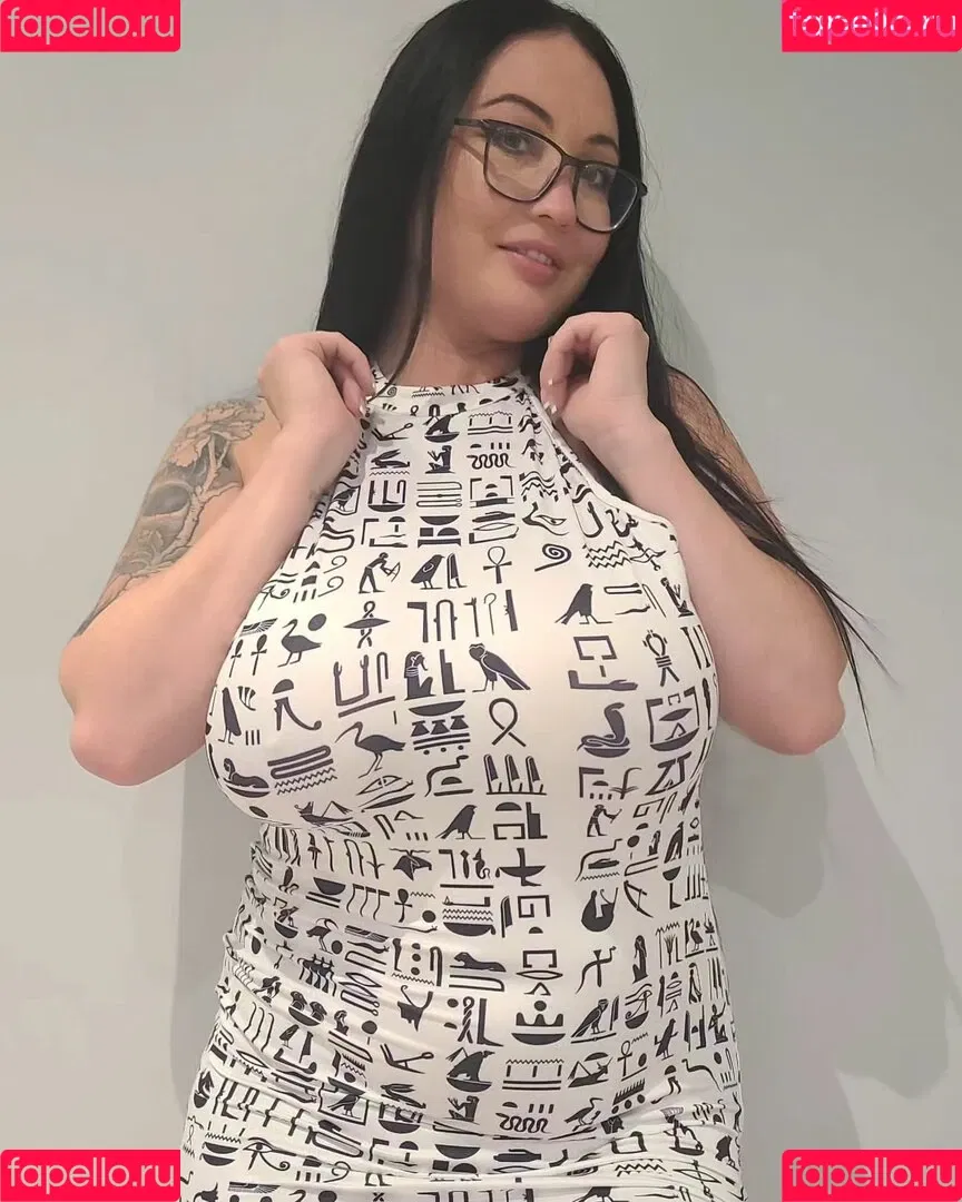 Hot4Holly Onlyfans Photo Gallery 