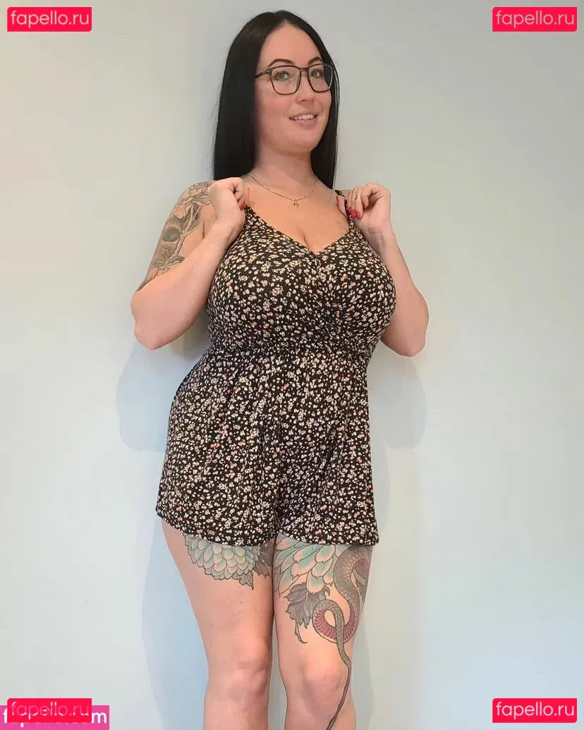 Hot4Holly Onlyfans Photo Gallery 