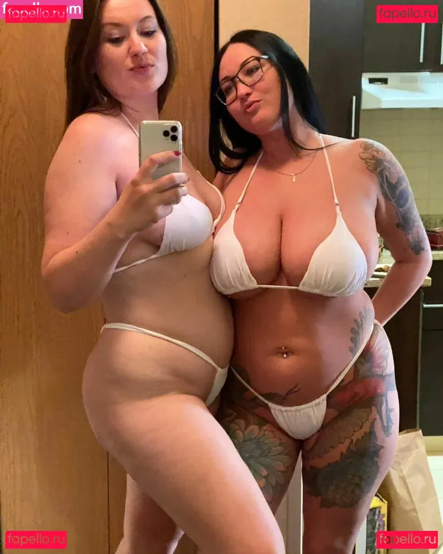 Hot4Holly Onlyfans Photo Gallery 