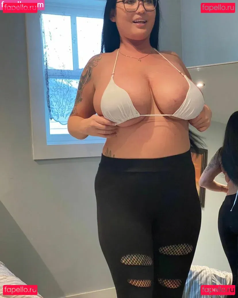 Hot4Holly Onlyfans Photo Gallery 