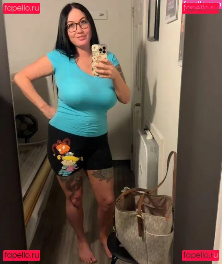 Hot4Holly Onlyfans Photo Gallery 