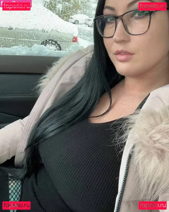 Hot4Holly Onlyfans Photo Gallery 