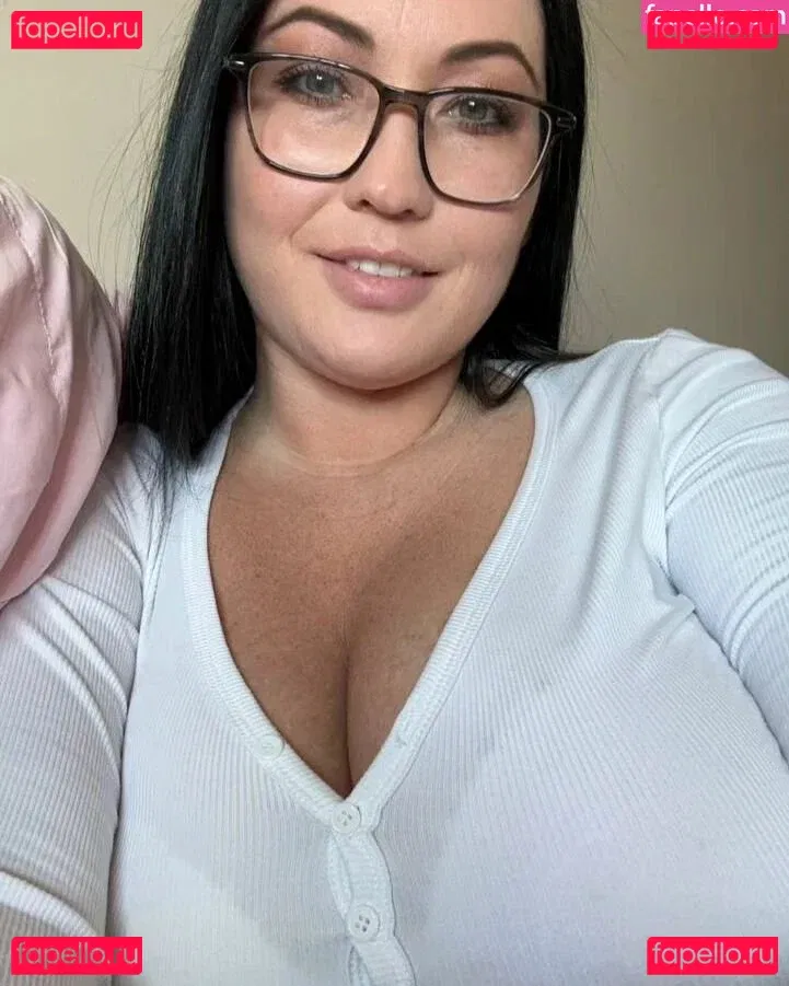 Hot4Holly Onlyfans Photo Gallery 