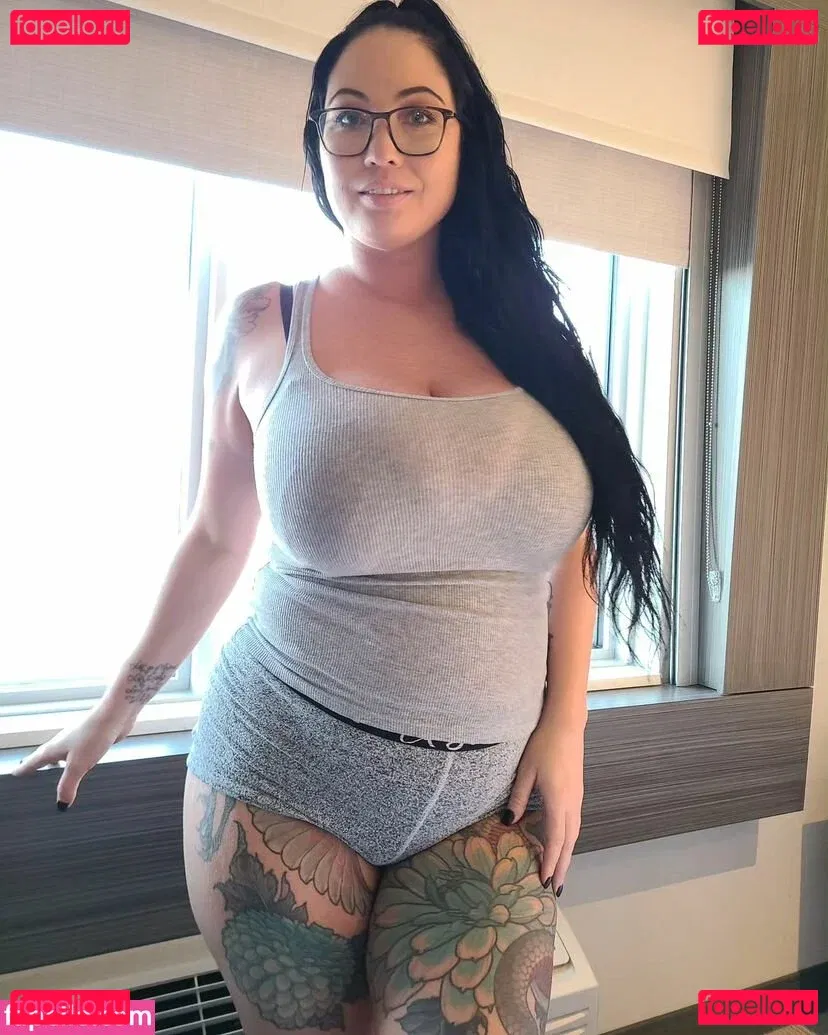 Hot4Holly Onlyfans Photo Gallery 