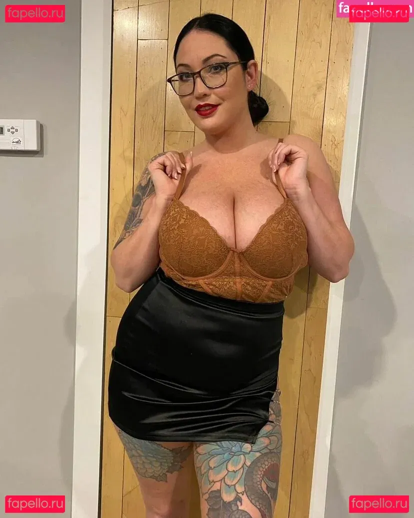 Hot4Holly Onlyfans Photo Gallery 