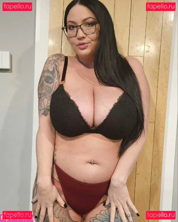 Hot4Holly Onlyfans Photo Gallery 
