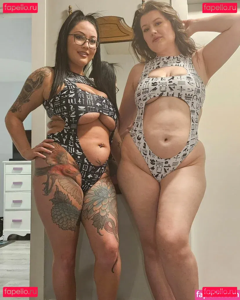 Hot4Holly Onlyfans Photo Gallery 