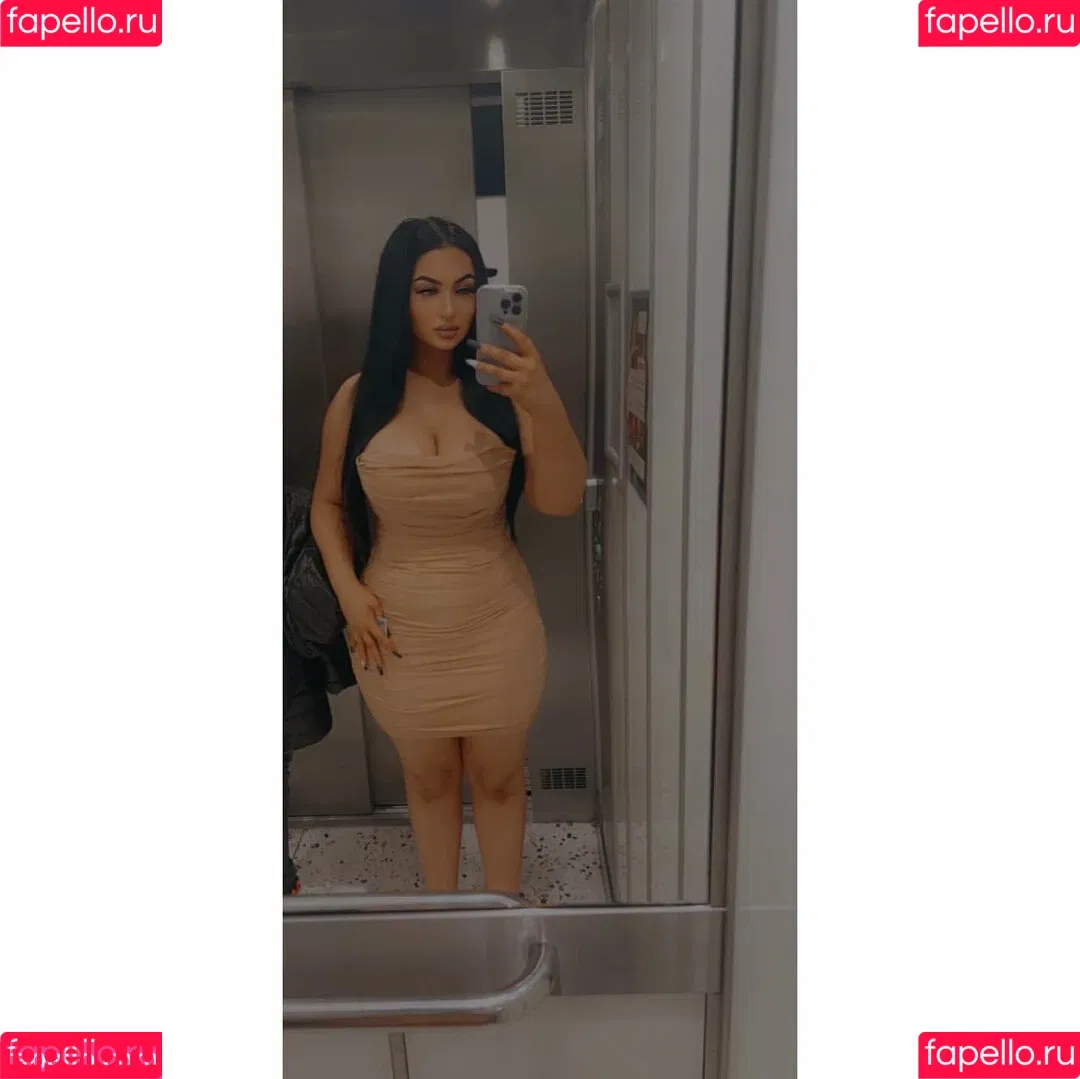SofyDenton Onlyfans Photo Gallery 