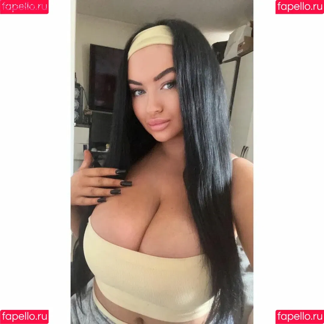 SofyDenton Onlyfans Photo Gallery 