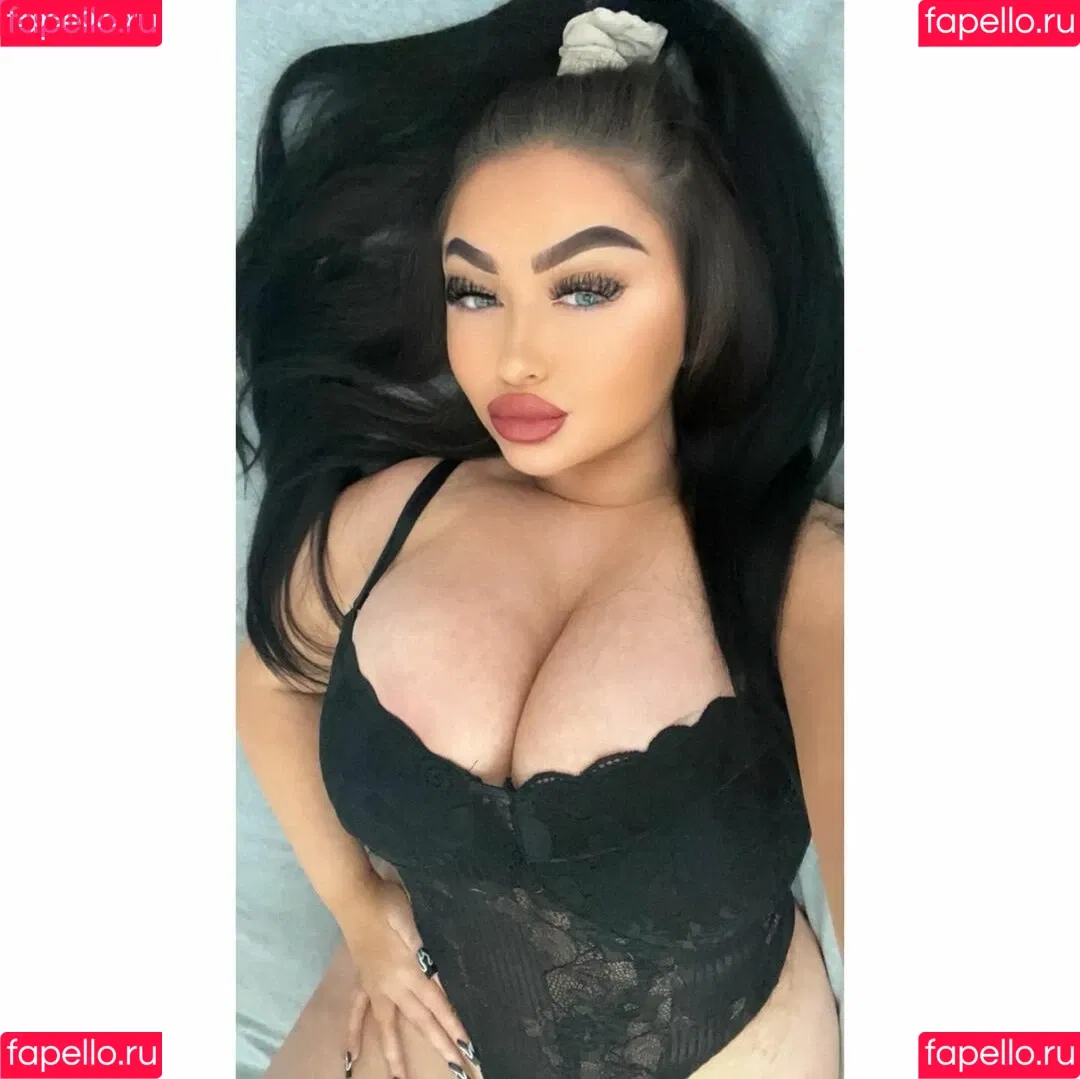 SofyDenton Onlyfans Photo Gallery 