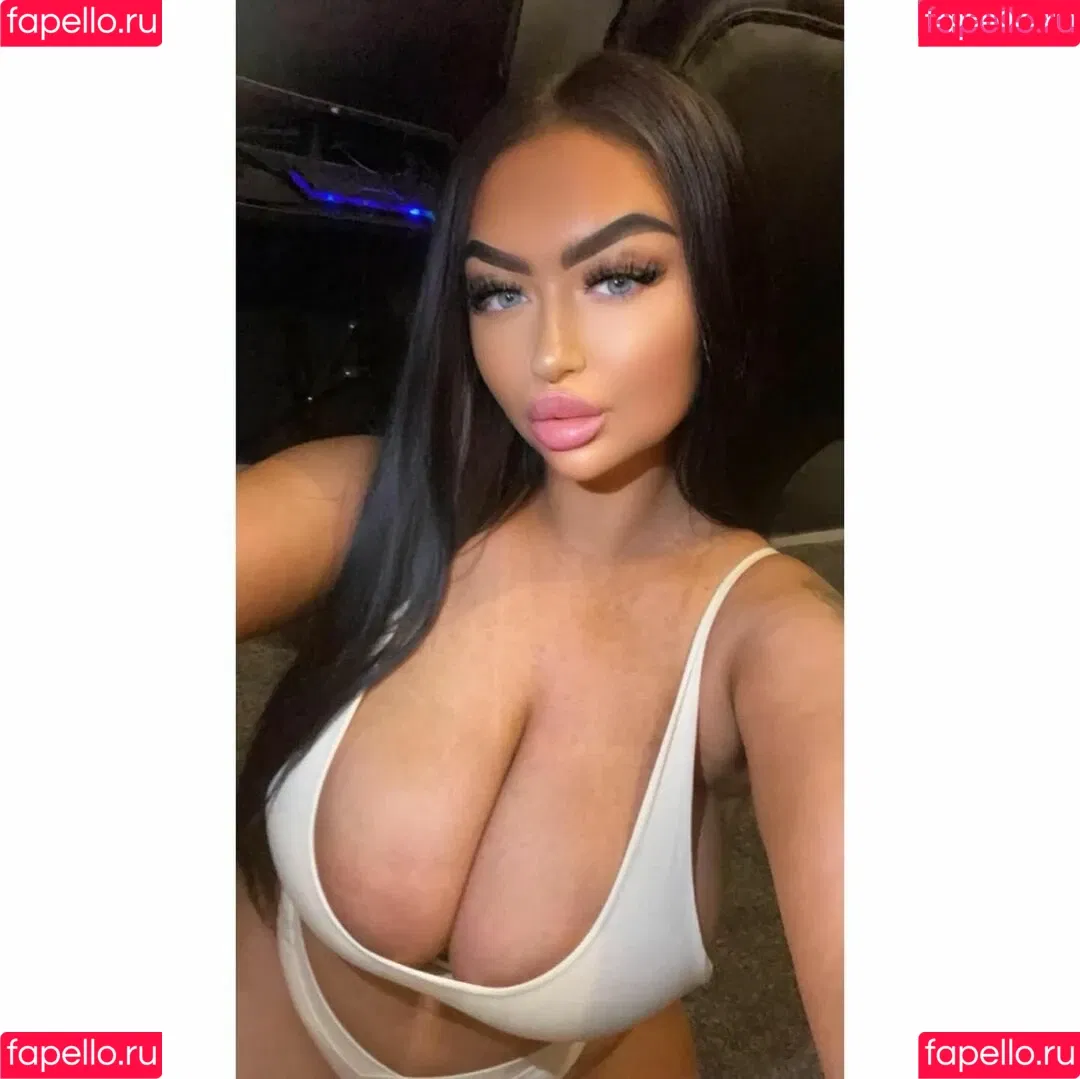 SofyDenton Onlyfans Photo Gallery 