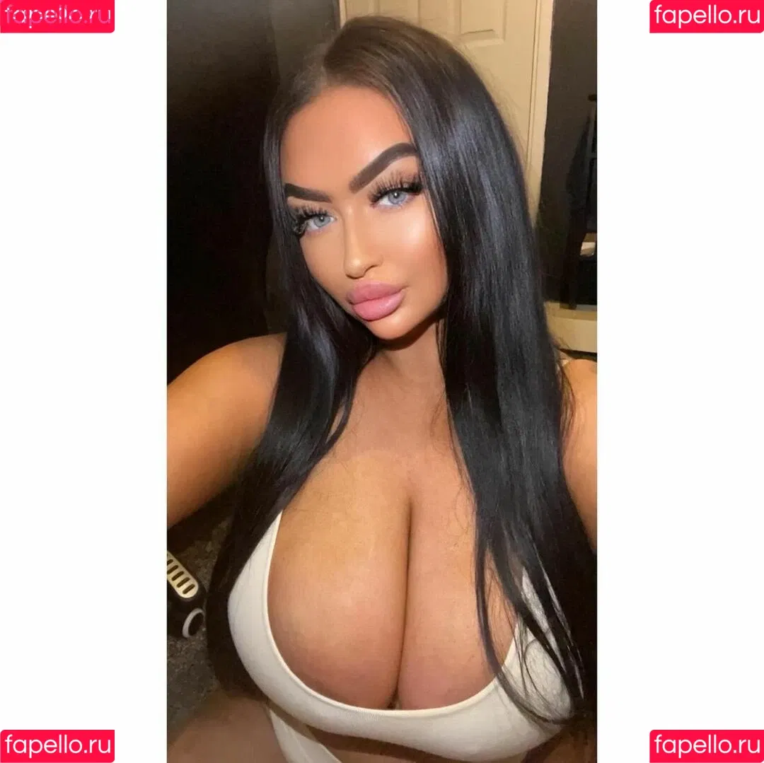 SofyDenton Onlyfans Photo Gallery 
