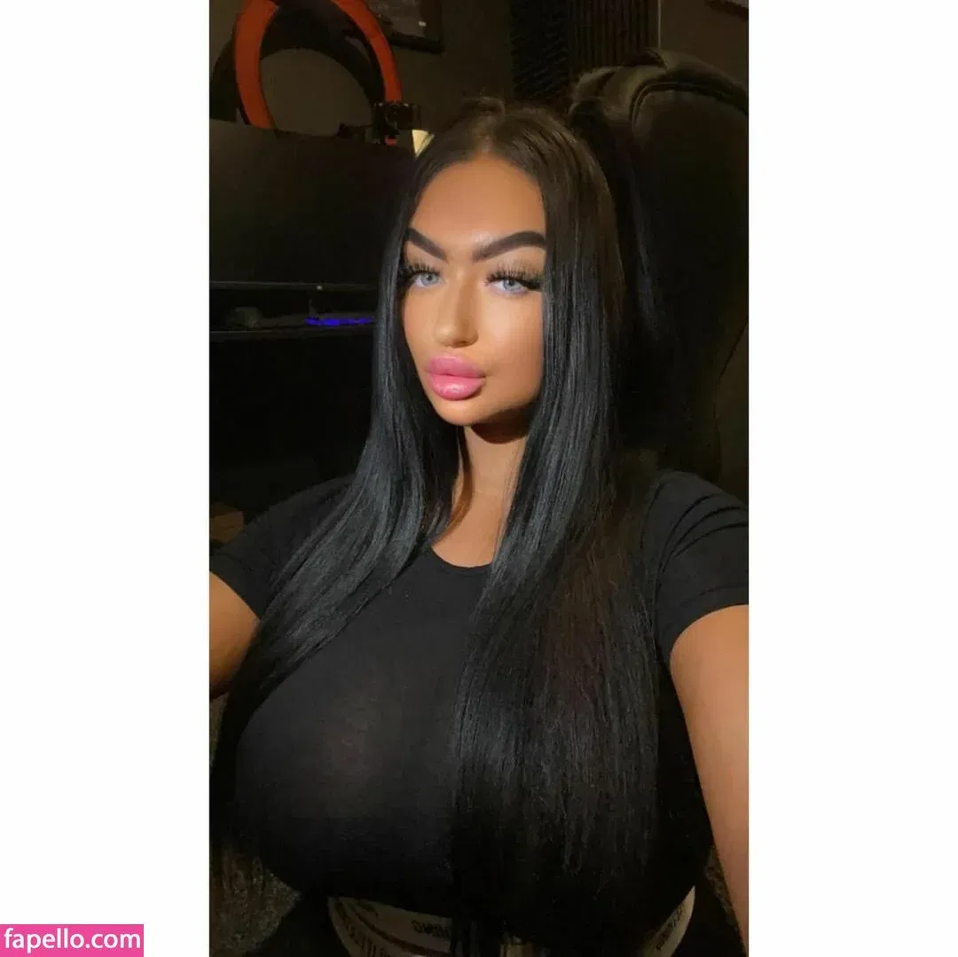 SofyDenton Onlyfans Photo Gallery 