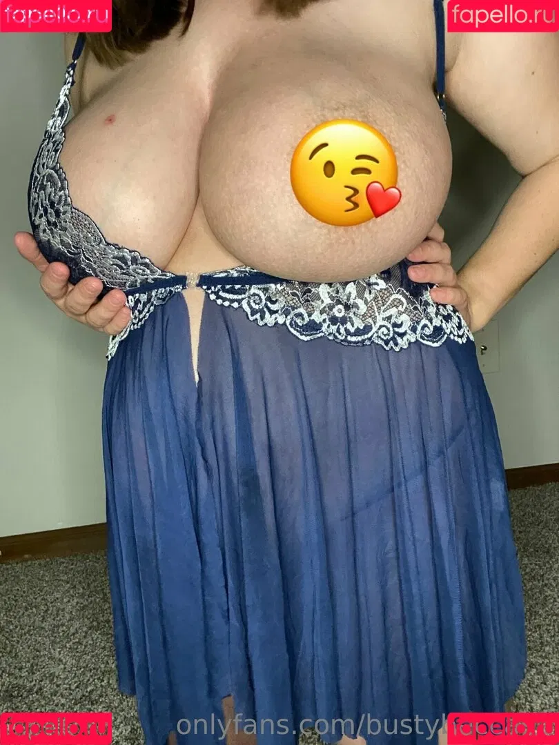 bustybecca92 Onlyfans Photo Gallery 