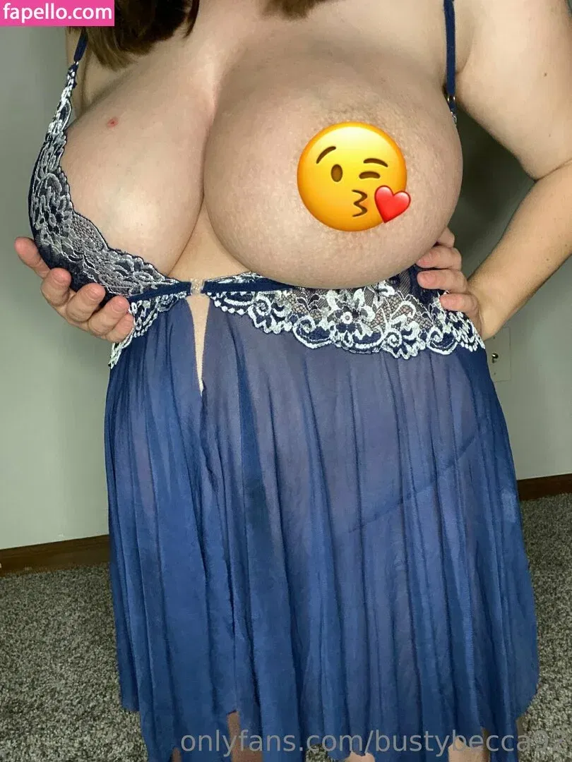 bustybecca92 Onlyfans Photo Gallery 