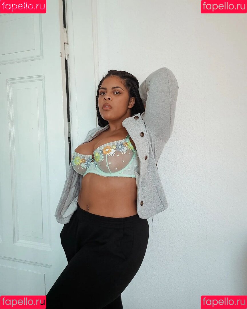 Flitzitas Onlyfans Photo Gallery 