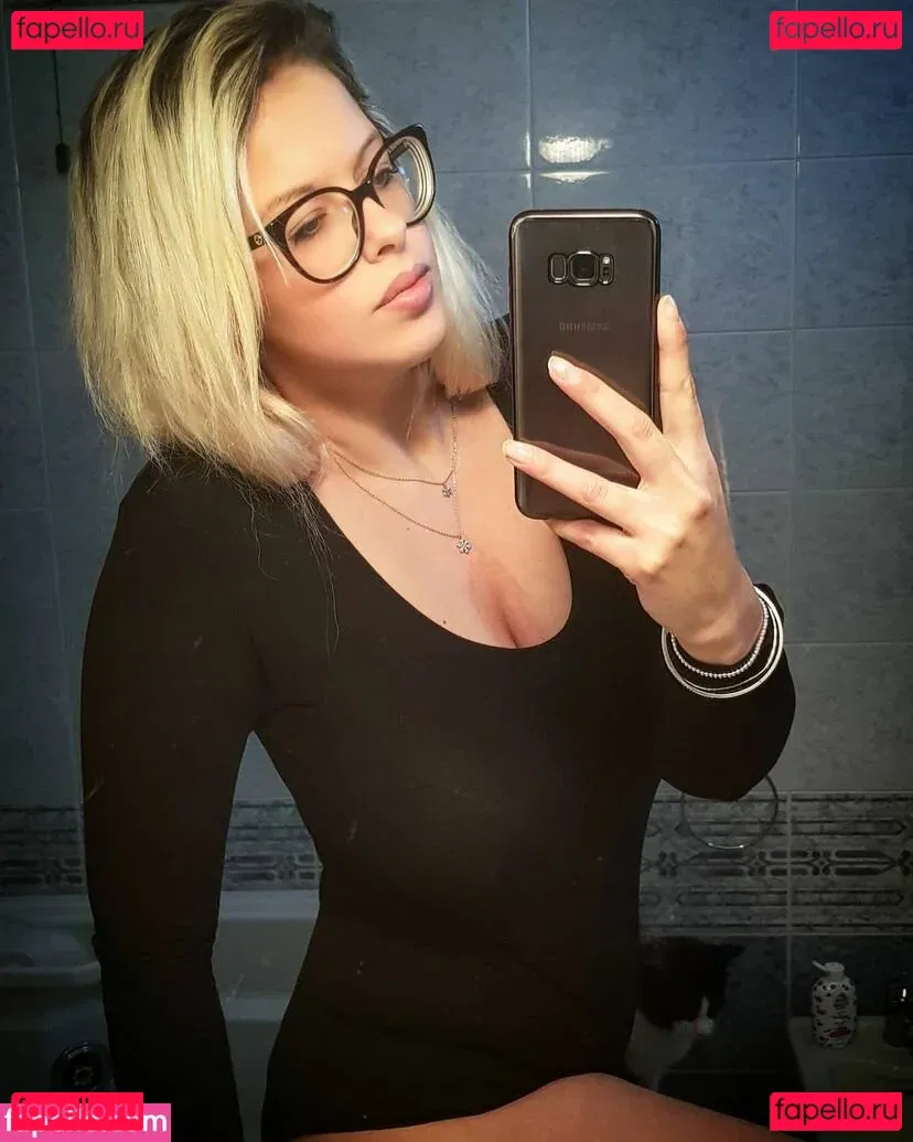 Nonvaleamorsi Onlyfans Photo Gallery 