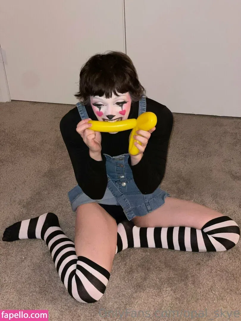 opal_skye Onlyfans Photo Gallery 