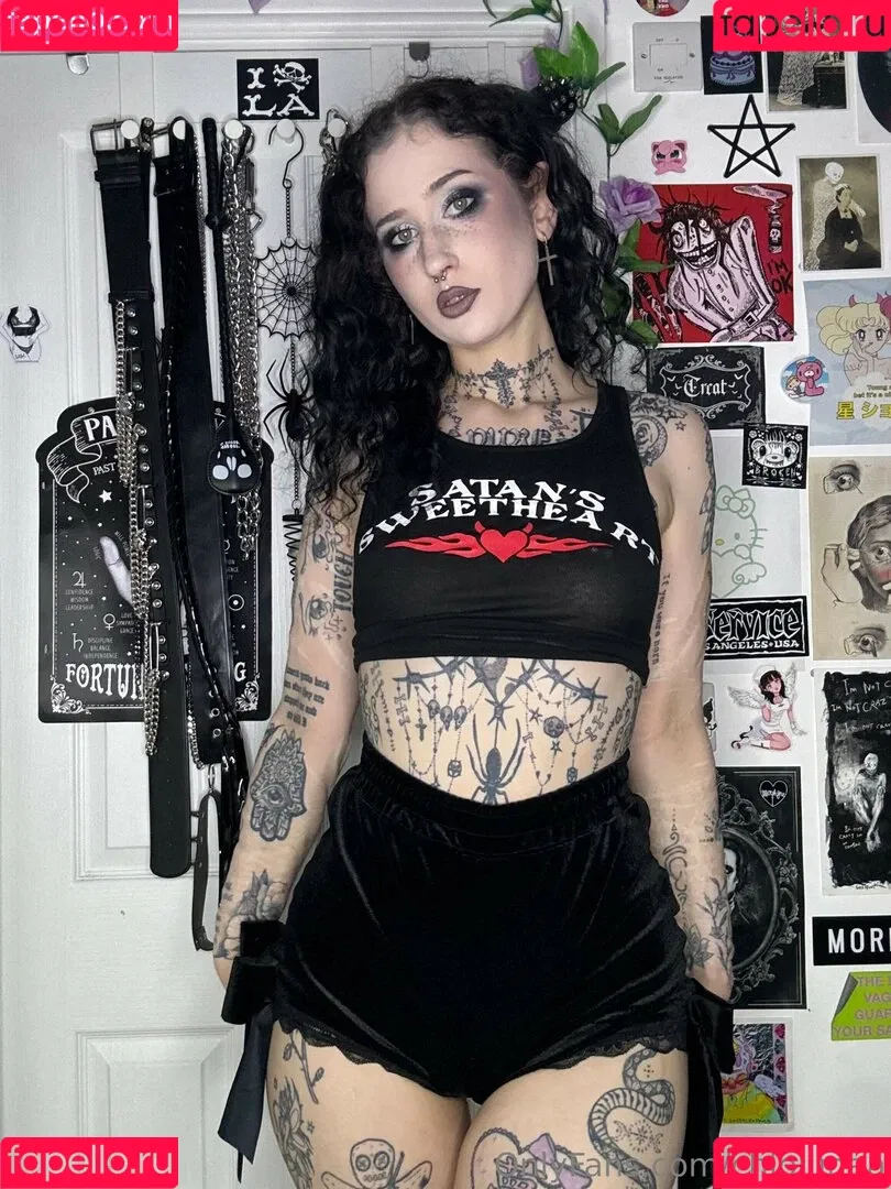 chlolunaa Onlyfans Photo Gallery 