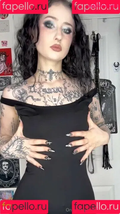 chlolunaa Onlyfans Photo Gallery 