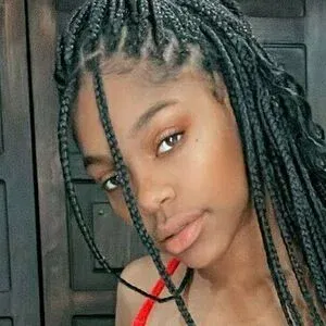 petiteebonyangel Onlyfans Photo Gallery 