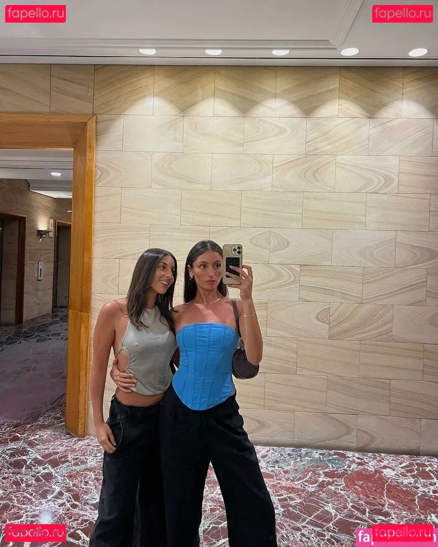 Phoebe Chakar Onlyfans Photo Gallery 