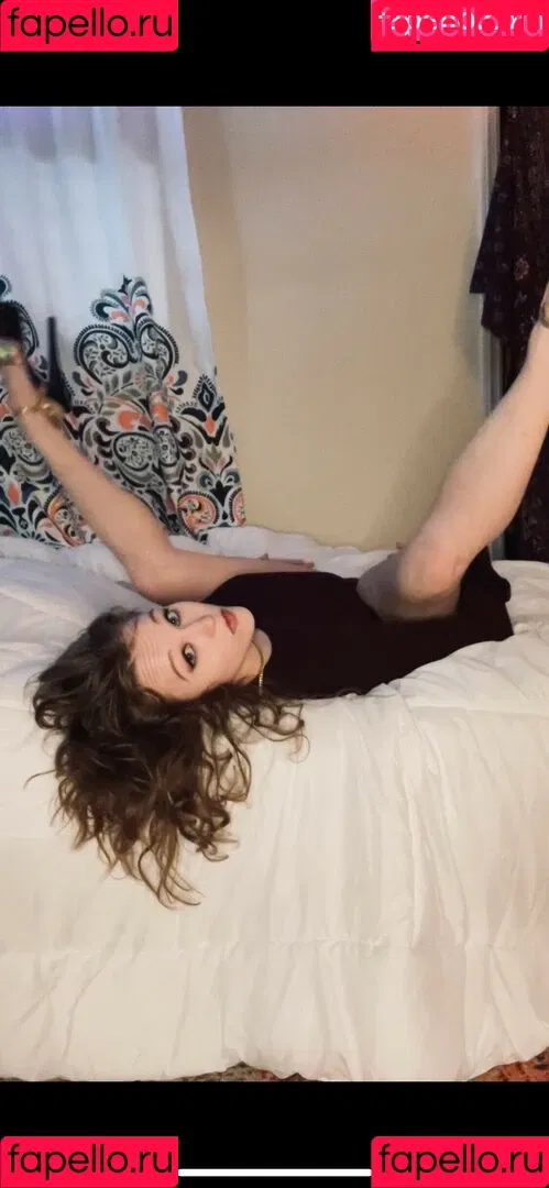 halochick94 Onlyfans Photo Gallery 