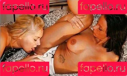 Candy Samira Onlyfans Photo Gallery 
