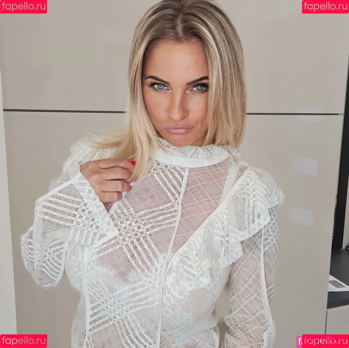 Candy Samira Onlyfans Photo Gallery 