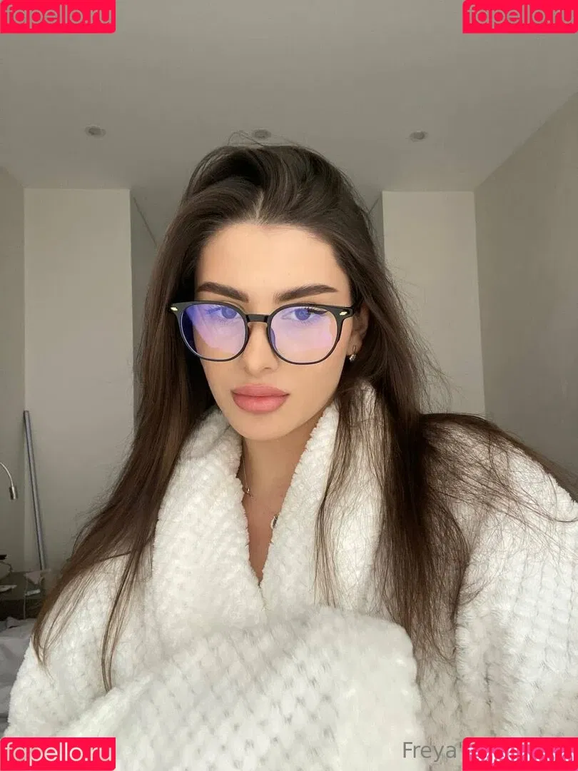 ladyfreya Onlyfans Photo Gallery 