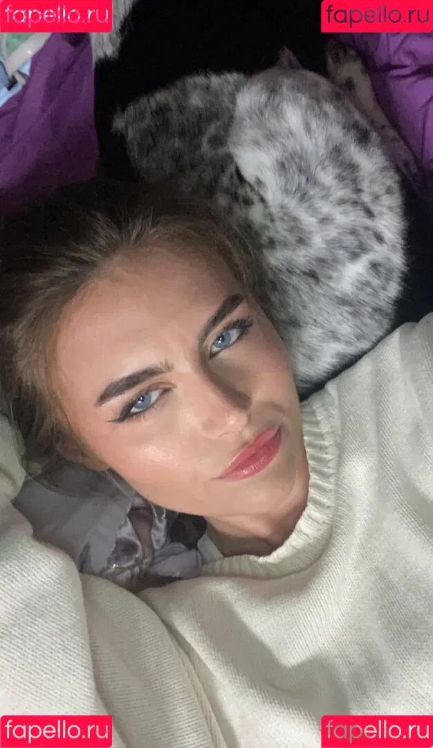 Selina Bentz Onlyfans Photo Gallery 