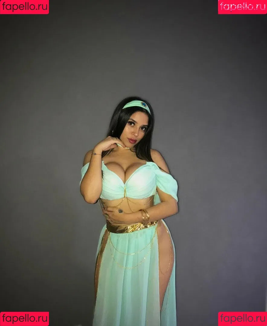 paula_flores Onlyfans Photo Gallery 