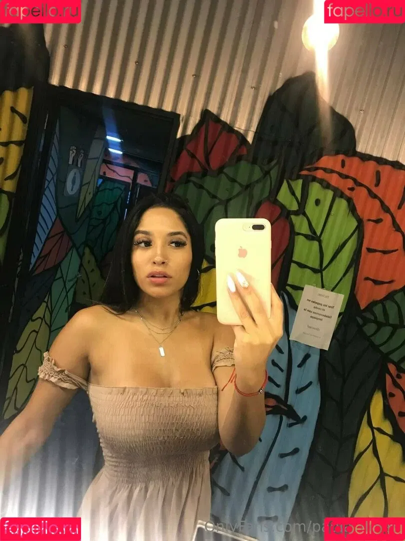 paula_flores Onlyfans Photo Gallery 