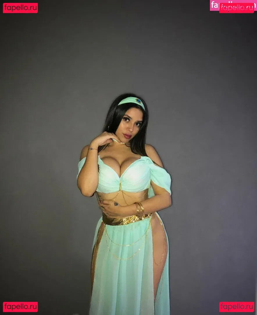 paula_flores Onlyfans Photo Gallery 