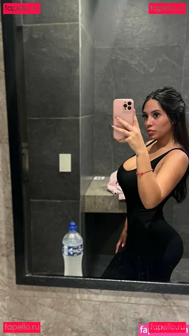 paula_flores Onlyfans Photo Gallery 