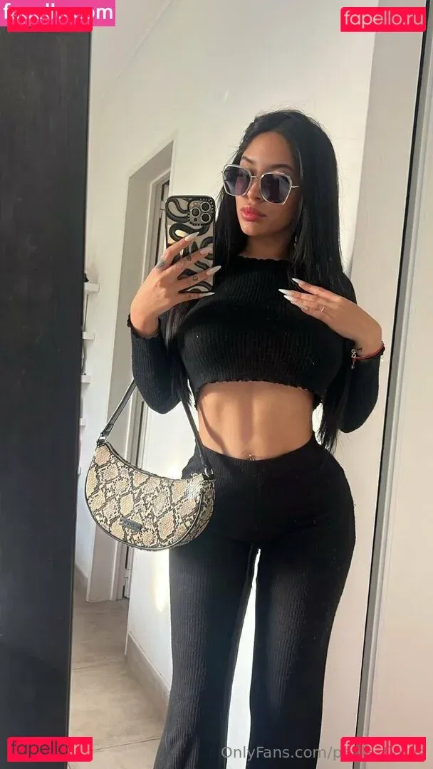 paula_flores Onlyfans Photo Gallery 