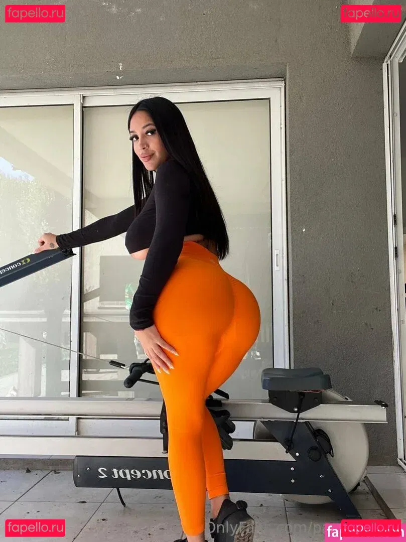 paula_flores Onlyfans Photo Gallery 