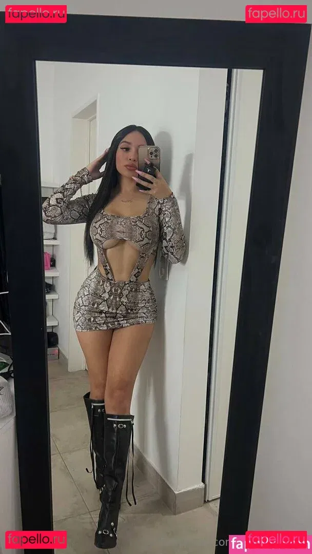 paula_flores Onlyfans Photo Gallery 