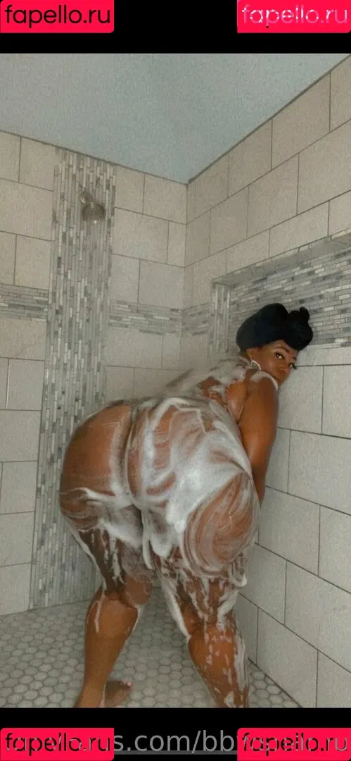 bbwshampaine Onlyfans Photo Gallery 